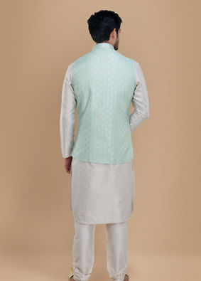 alt message - Manyavar Men Light Blue Kurta Jacket Set image number 2